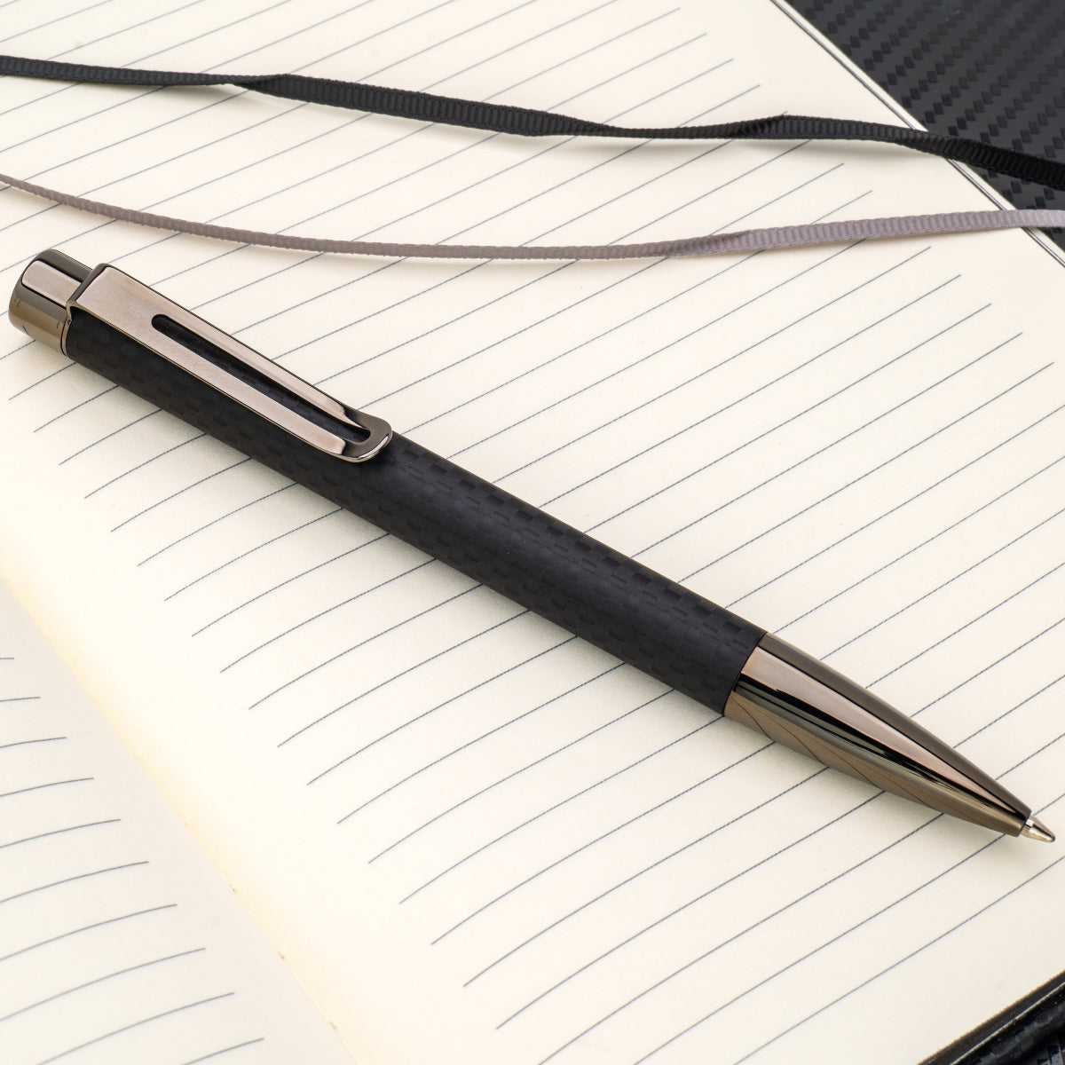 Monteverde Ritma Ballpoint Pen - Matte Carbon Fiber Notebook Set