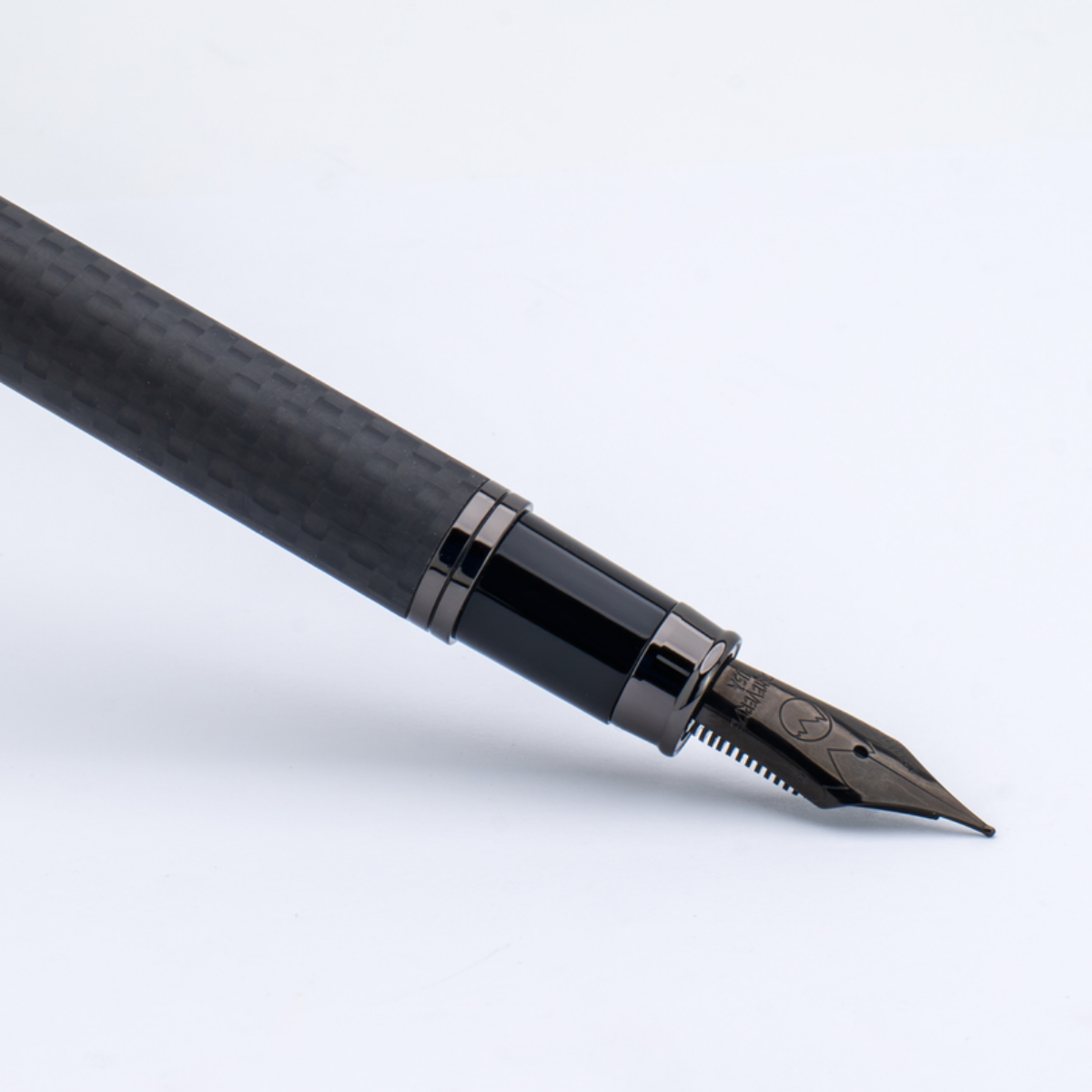 Monteverde Innova Fountain Pen Notebook Set - Carbon Fiber - Gunmetal