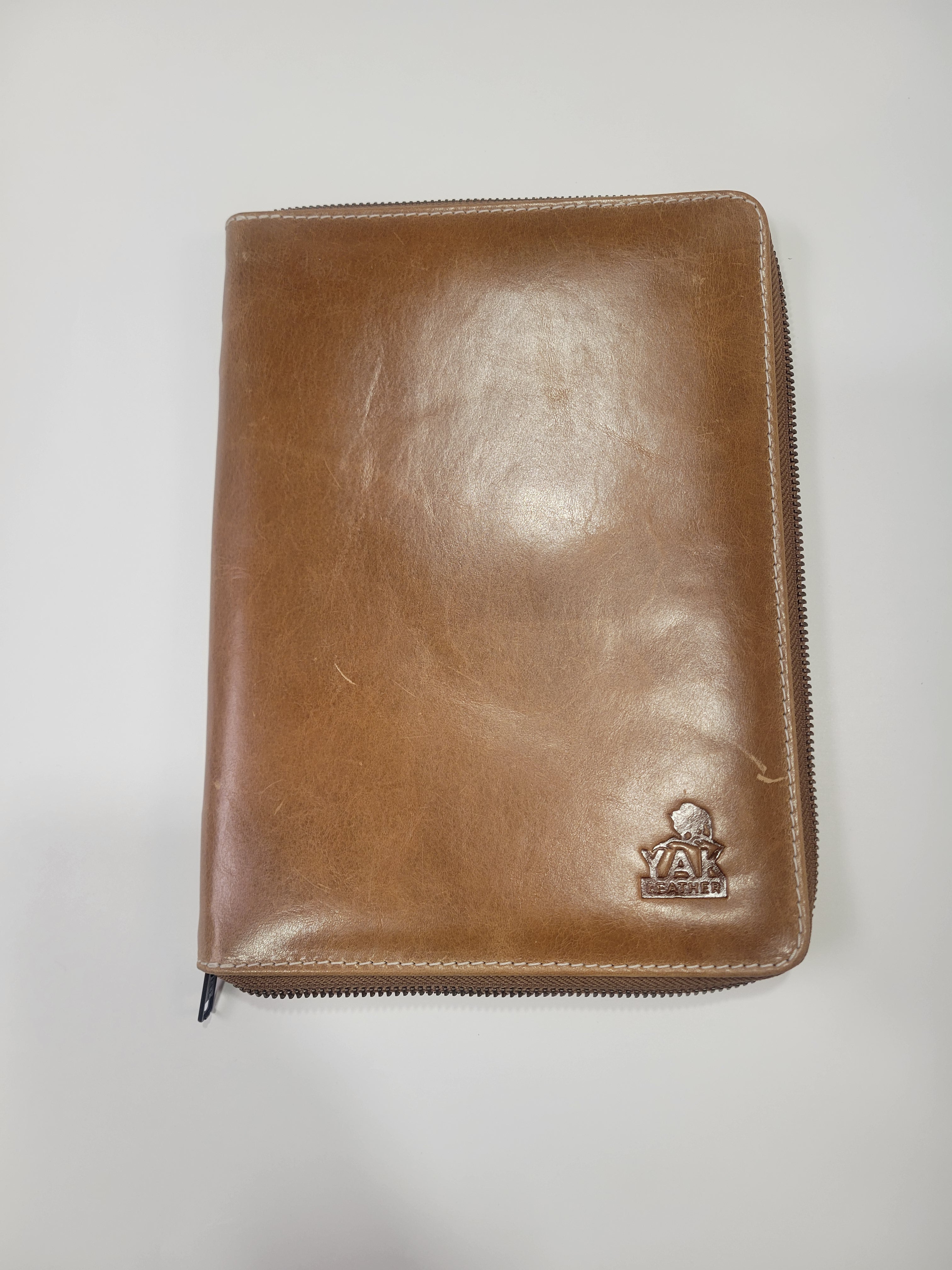 (Outlet) Pen Boutique Yak Leather A5 Zipped Folio - Crazy Horse - Tan - Pen Boutique Ltd