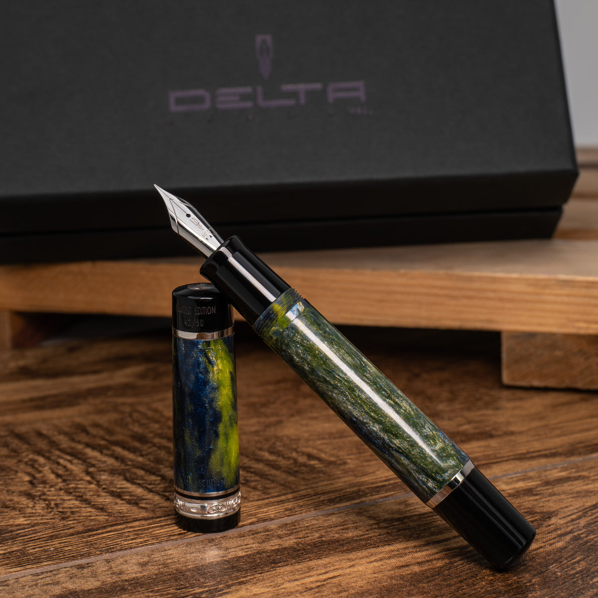 Pen Boutique x Delta Limited Edition Fountain Pen - DV Original - Verde Serpente - 14K Nib (Mid-Size)-Pen Boutique Ltd
