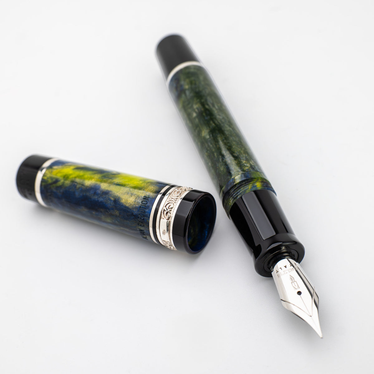 Pen Boutique x Delta Limited Edition Fountain Pen - DV Original - Verde Serpente - 14K Nib (Mid-Size)-Pen Boutique Ltd