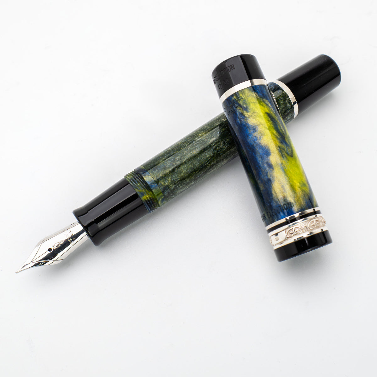 Pen Boutique x Delta Limited Edition Fountain Pen - DV Original - Verde Serpente - 14K Nib (Mid-Size)-Pen Boutique Ltd