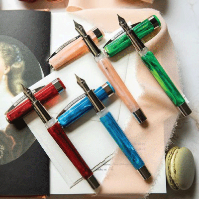 Visconti Opera Demo Carousel