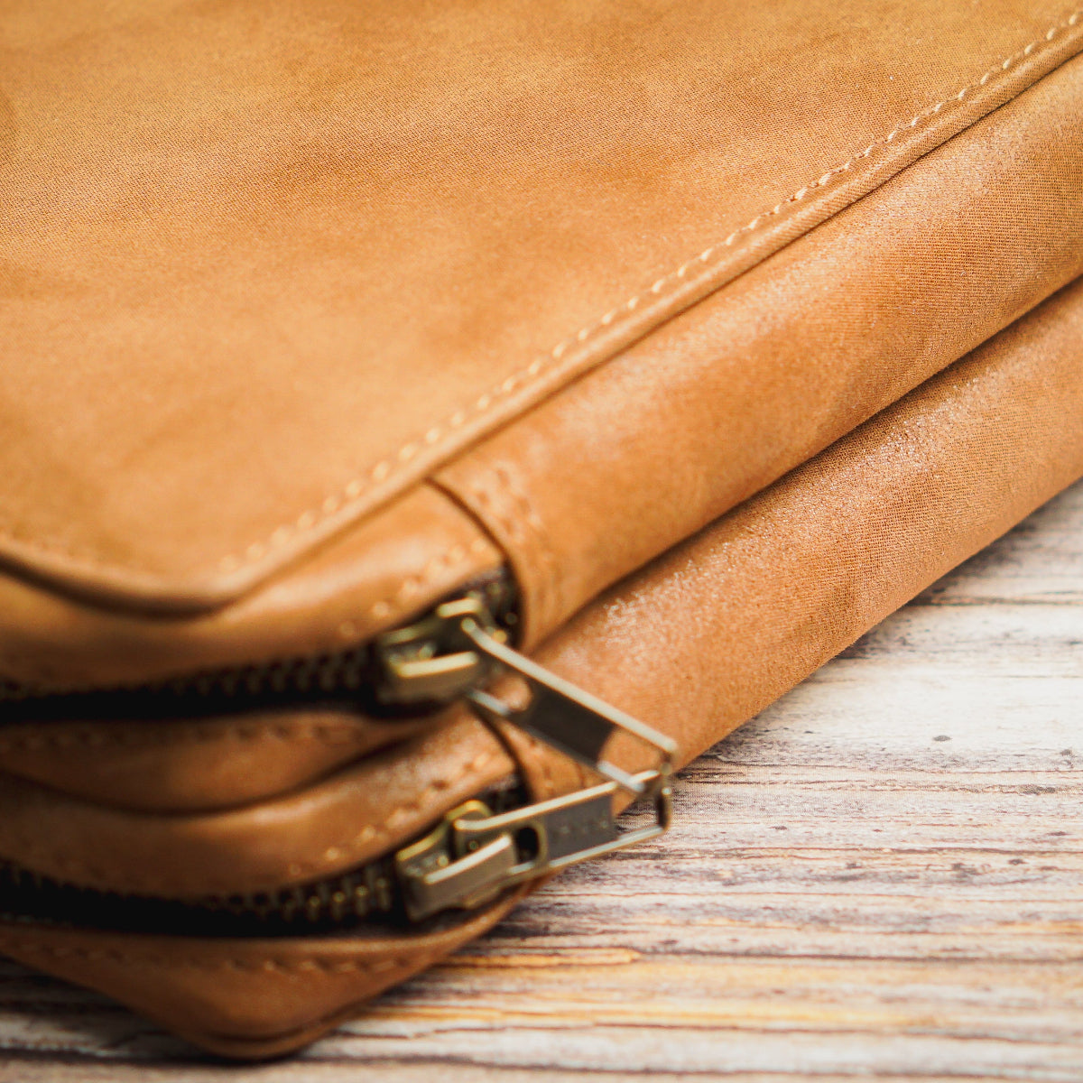 Yak Leather 26 Double Sided Zipped Pen Holder - Tan-Pen Boutique Ltd