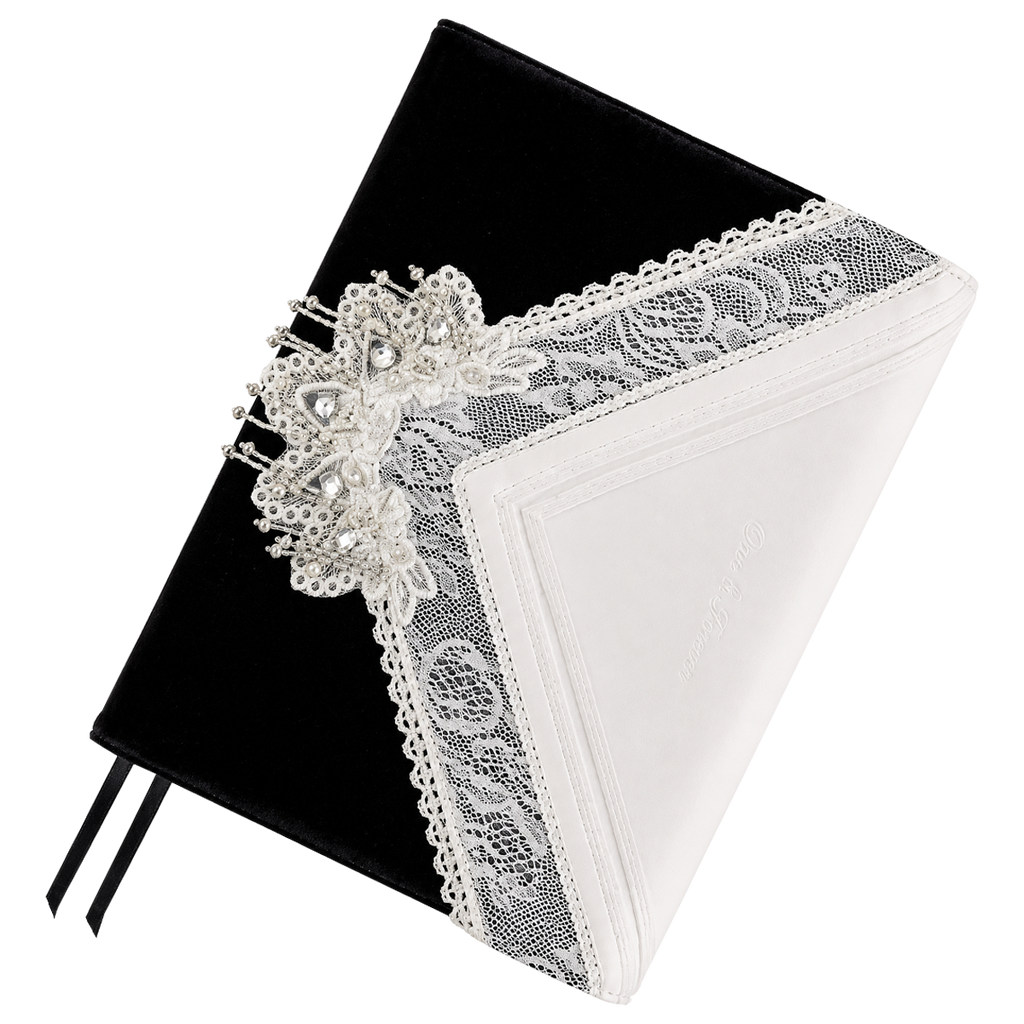 Hobonichi 2027 Cousin Cover - Tanakadaisuke: White Handkerchief Diary - A5-Pen Boutique Ltd