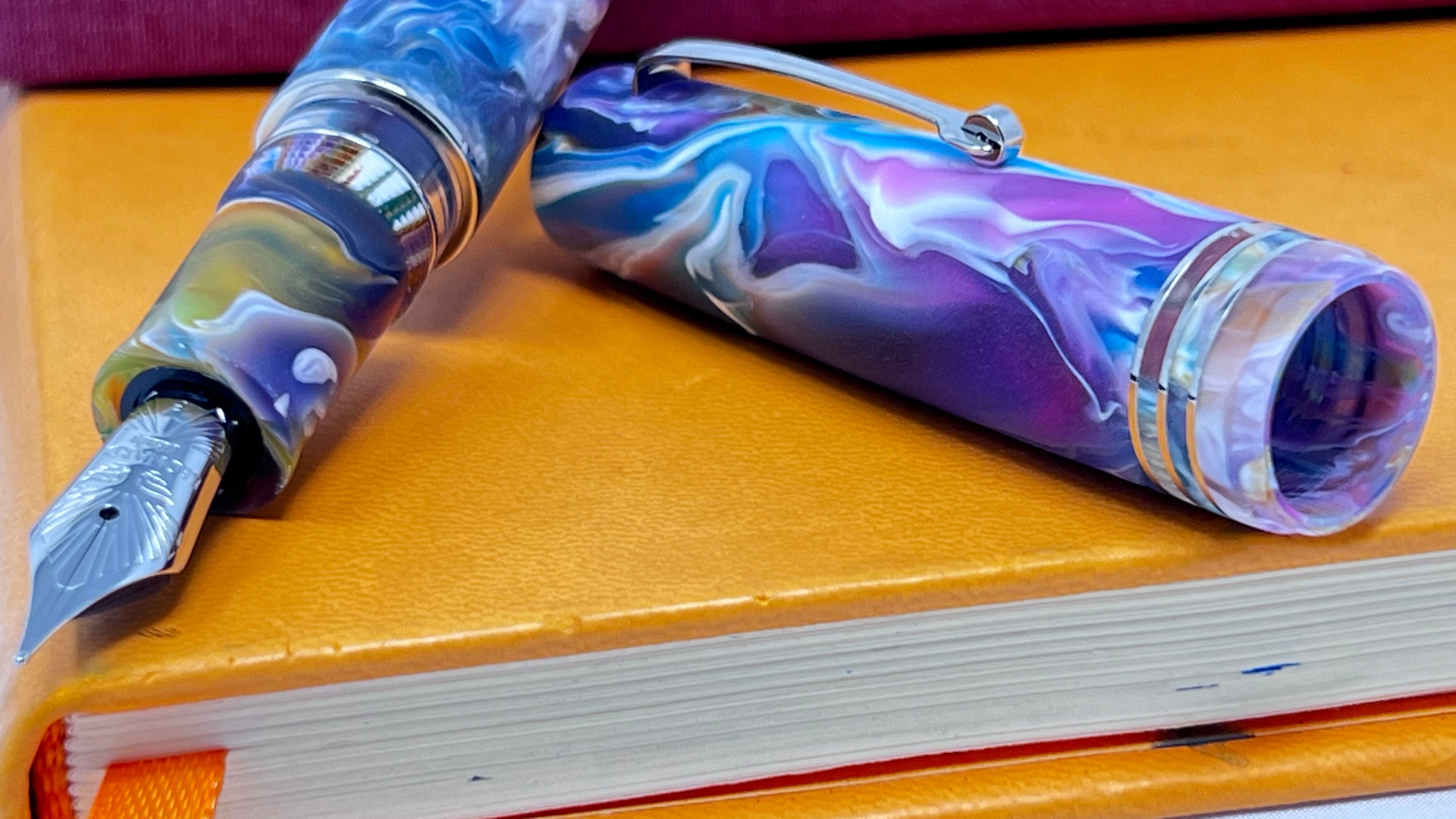 Leonardo Momento Zero Grande 2.0 Fountain Pen - Primary Manipulation 1 - Matte Finish 14k (Limited Edition)-Pen Boutique Ltd