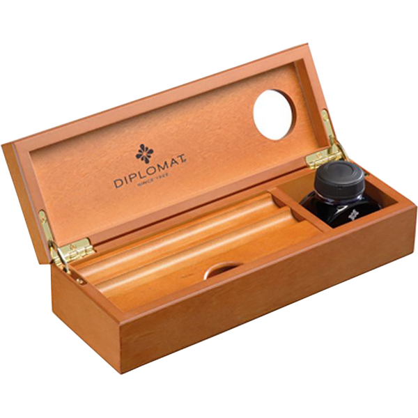 Diplomat Wooden Desk Equipment Cherrywood with ink-Pen Boutique Ltd