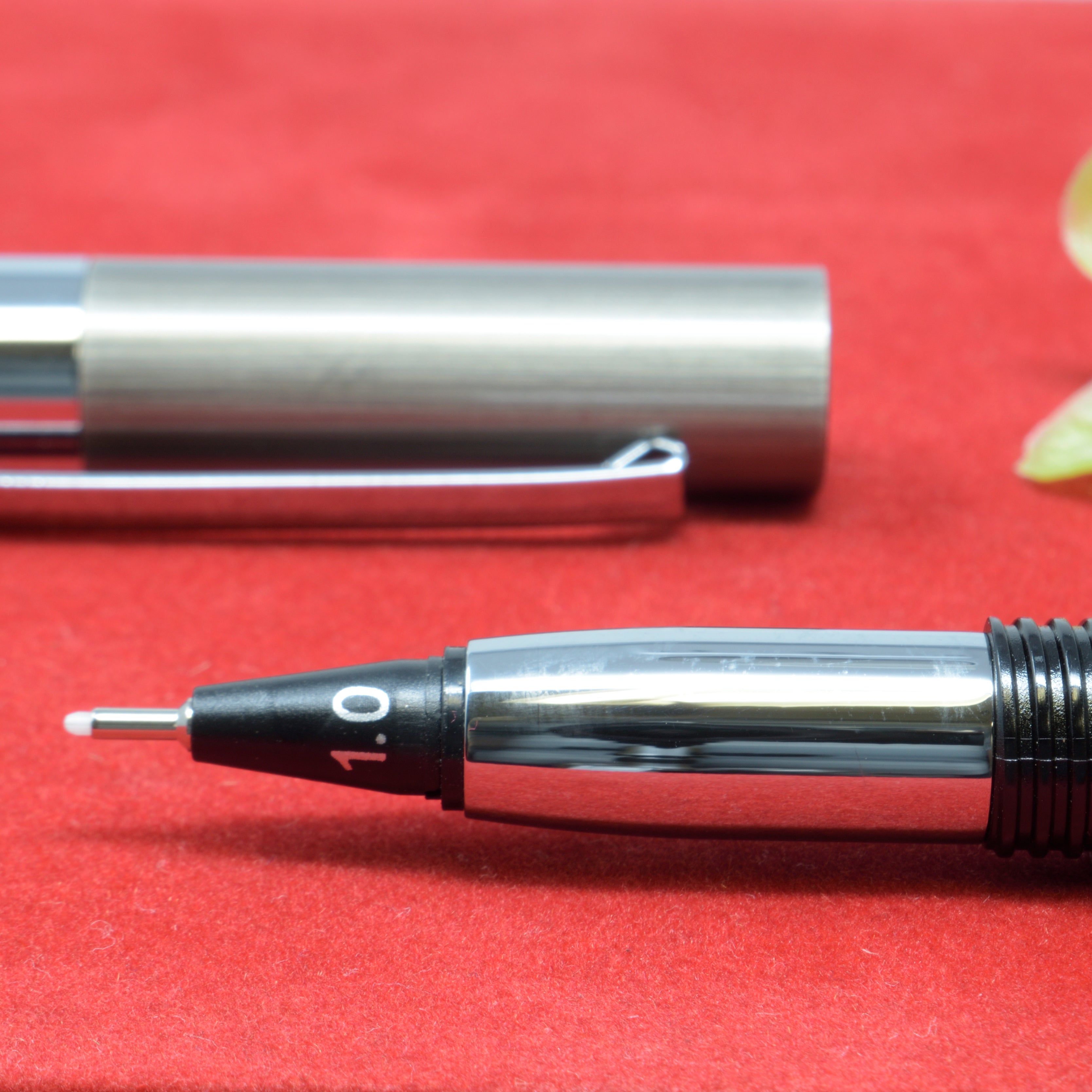 Yookers Metis Fiber Pen - Grey-Pen Boutique Ltd