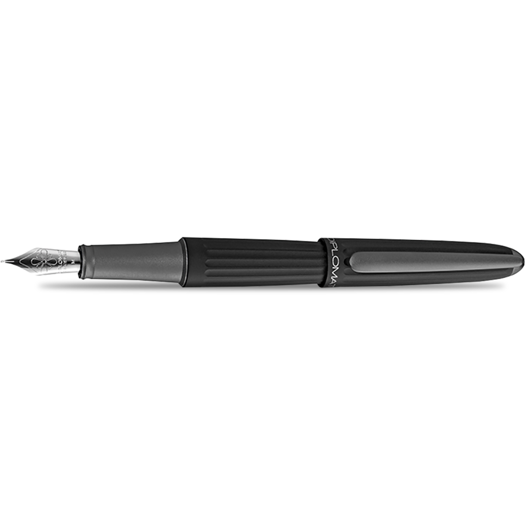 Diplomat Aero Fountain Pen - Black-Pen Boutique Ltd