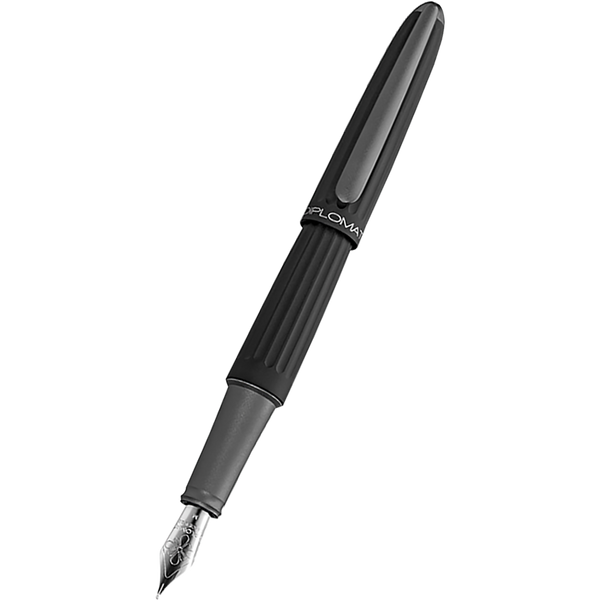 Diplomat Aero Fountain Pen - Black-Pen Boutique Ltd