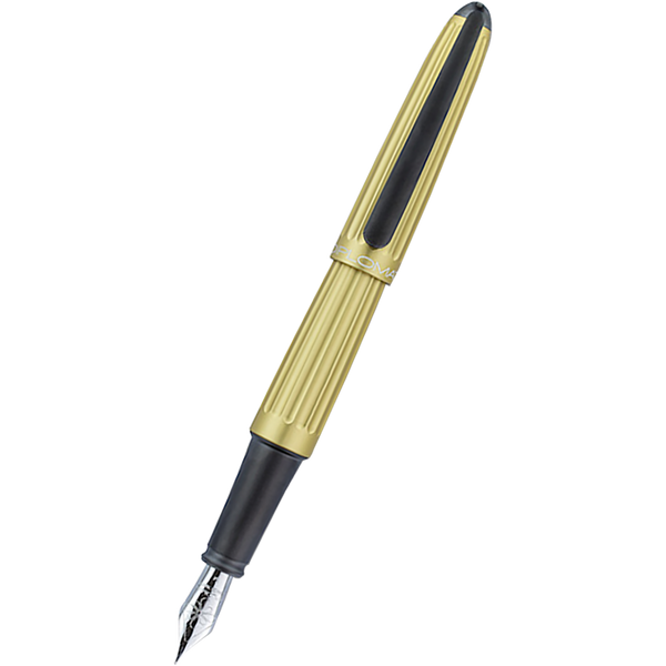 Diplomat Aero Fountain Pen - Champagne - Steel Nib-Pen Boutique Ltd