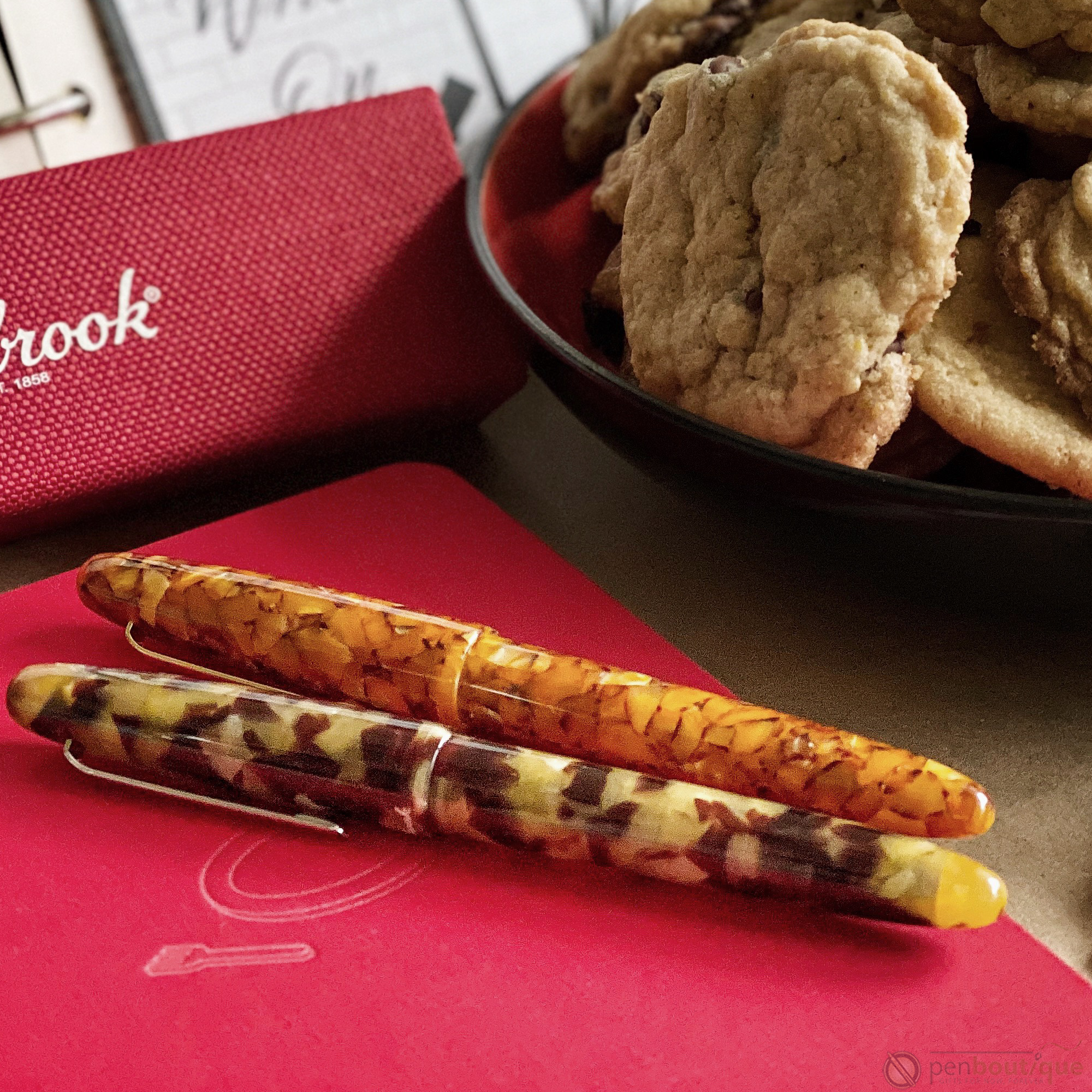 Esterbrook Estie Fountain Pen - Honeycomb - Gold Trim-Pen Boutique Ltd