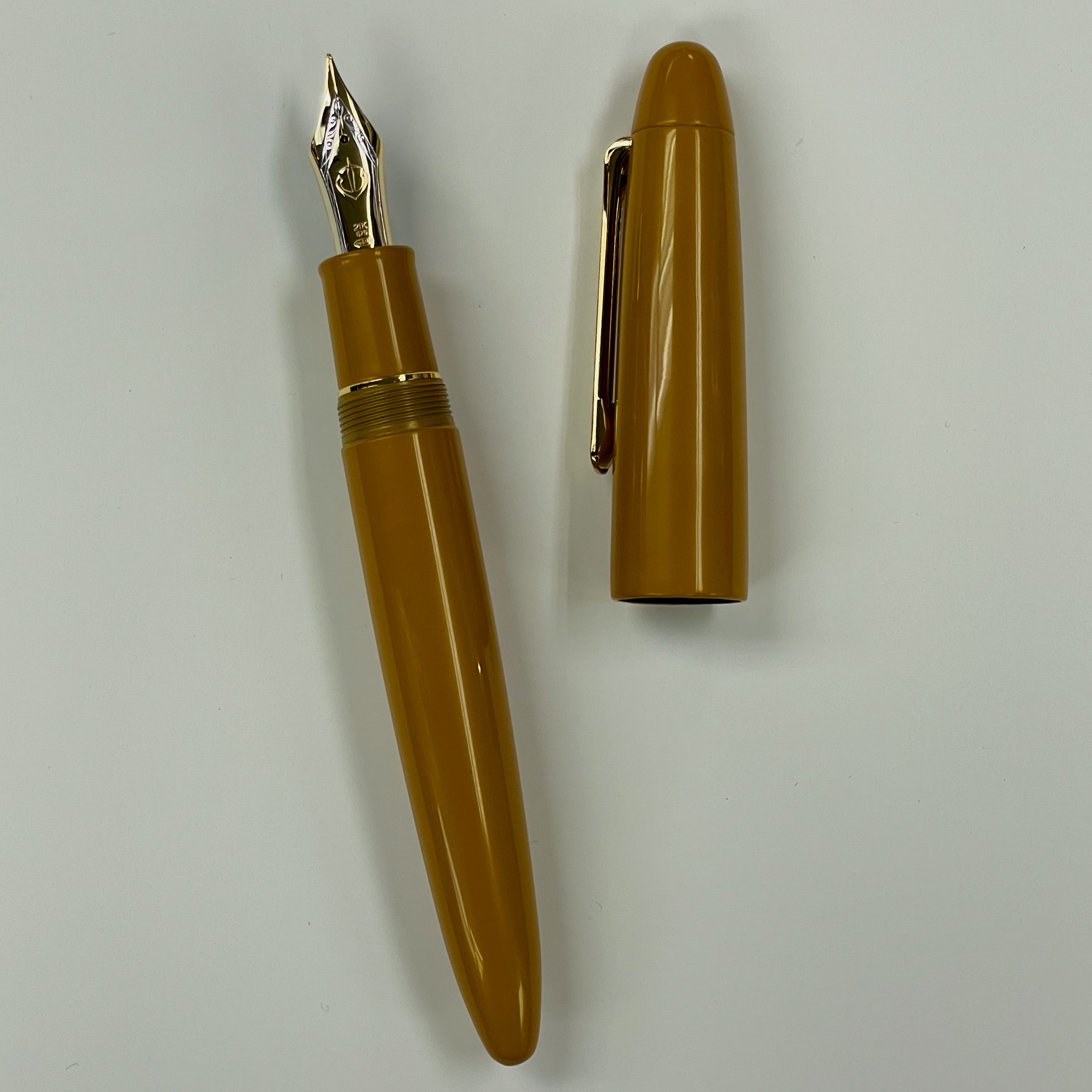 Sailor Fountain Pen - King of Pens - Urushi 'Kaga' Sunflower (Bespoke Dealer Exclusive)-Pen Boutique Ltd