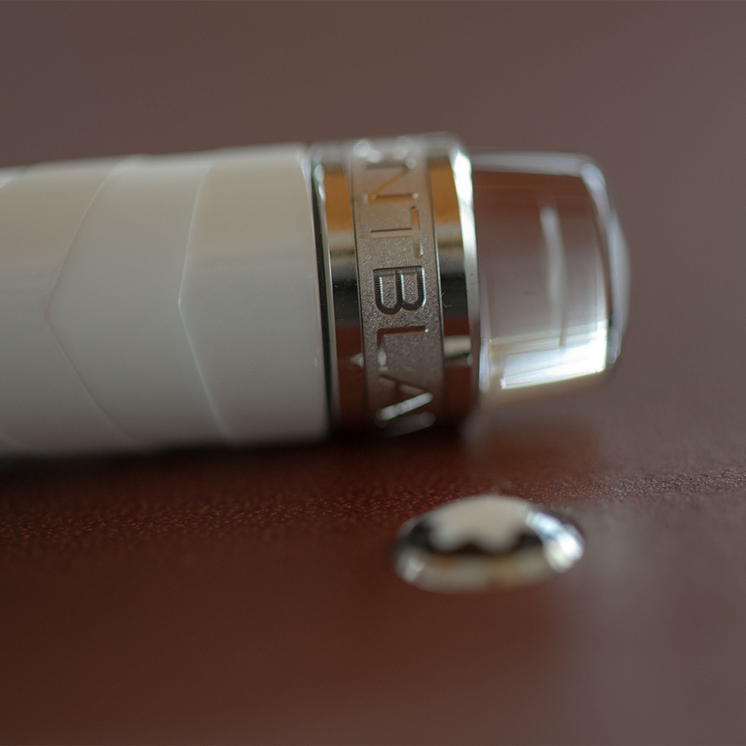 Montblanc StarWalker Ceramics Doue White Ballpoint - Dynamic Ceramic Doue White-Pen Boutique Ltd
