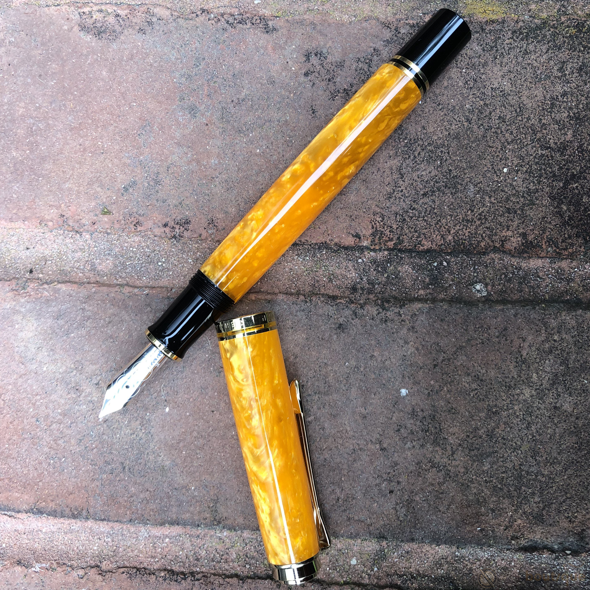 Pelikan Souveran M600 Fountain Pen - Special Edition - Vibrant Orange-Pen Boutique Ltd