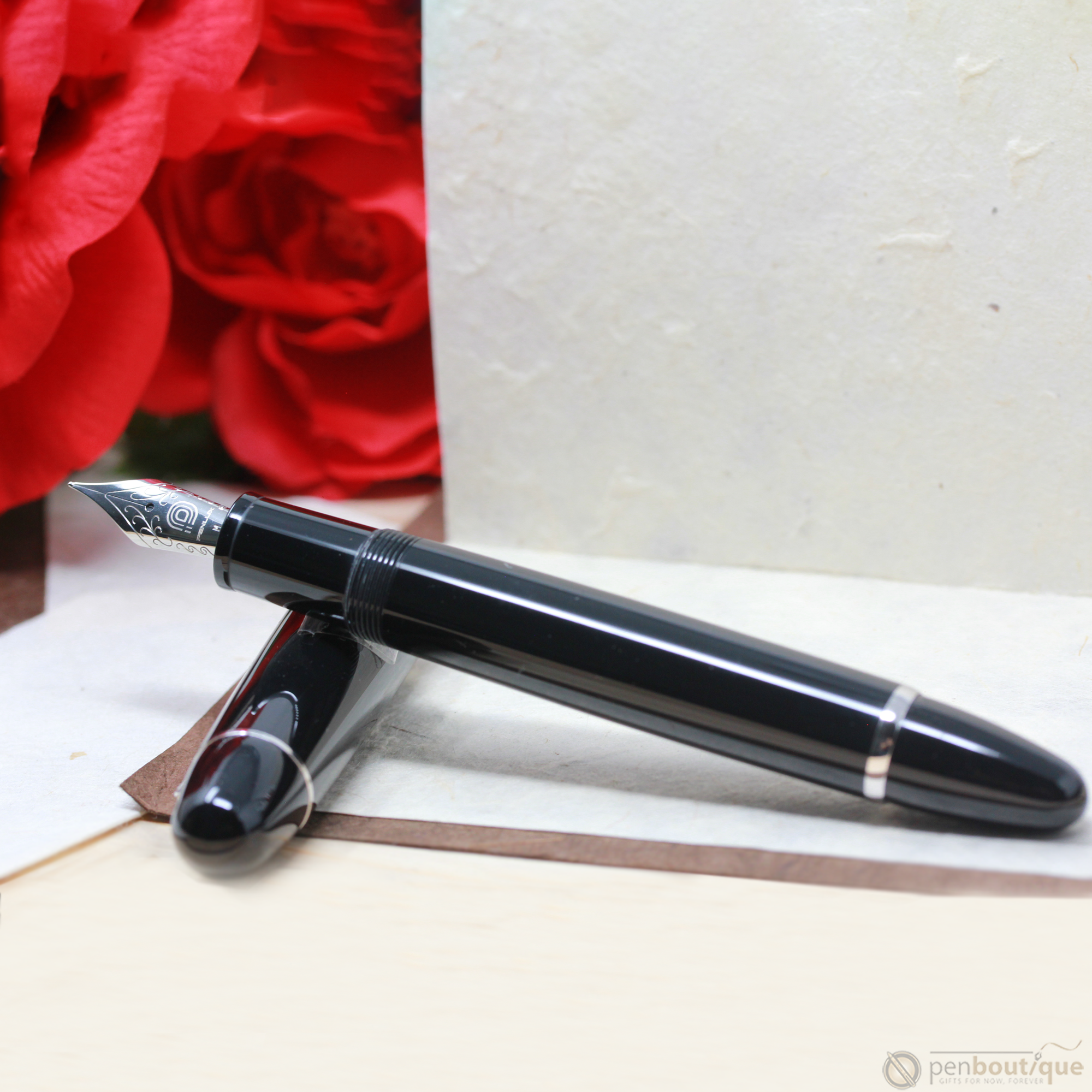 Penlux Masterpiece Grande Fountain Pen - Black-Pen Boutique Ltd