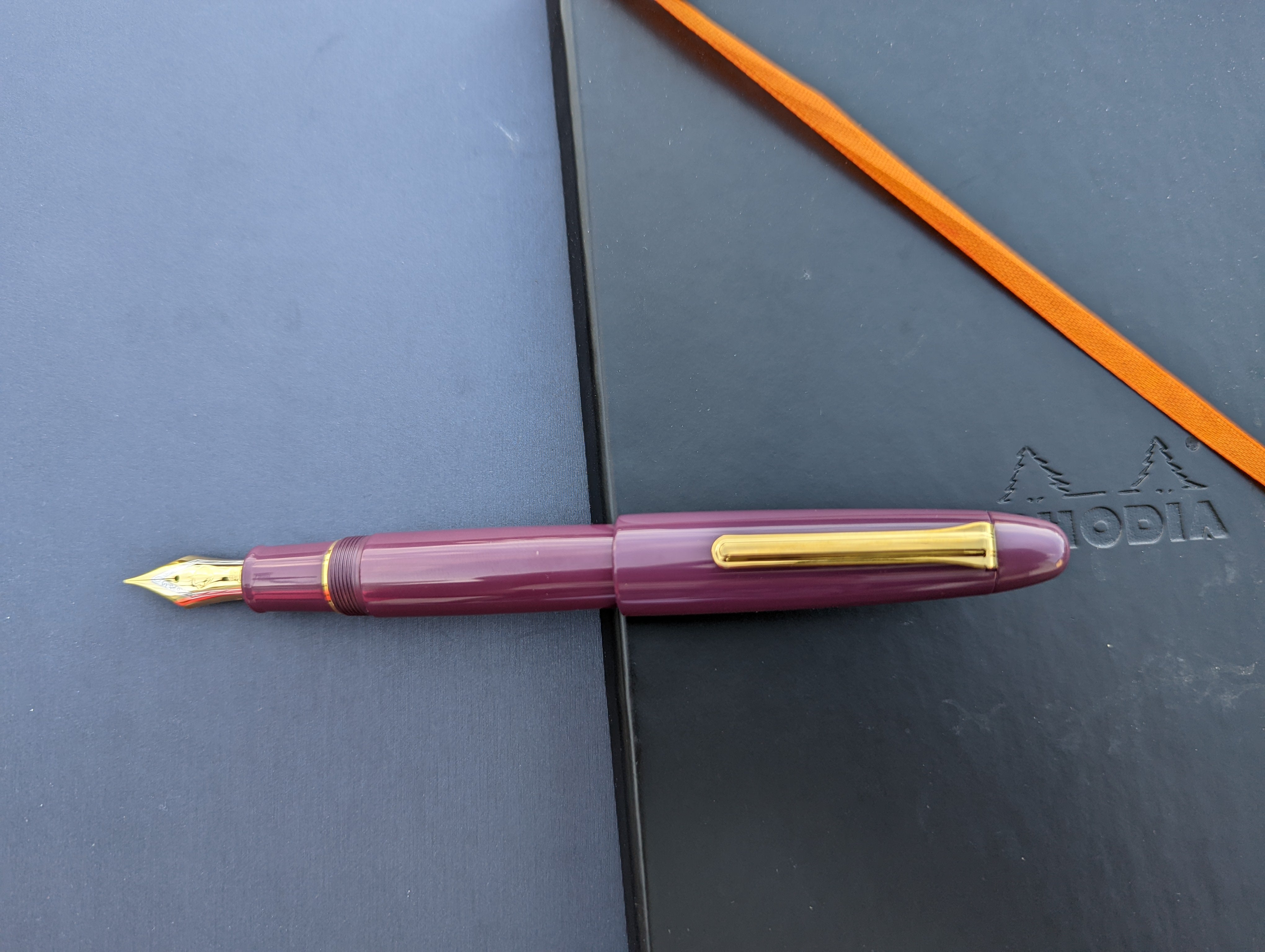 Sailor Fountain Pen - King of Pens - Urushi 'Kaga' Wine Red (Bespoke Dealer Exclusive)-Pen Boutique Ltd