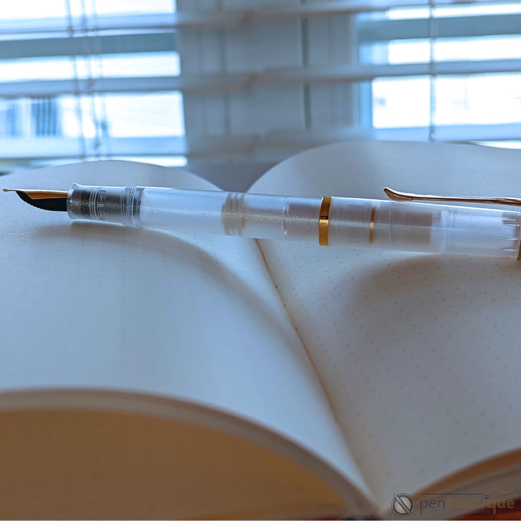 Pelikan M200 Fountain Pen - Golden Beryl 2021 (Special Edition)-Pen Boutique Ltd
