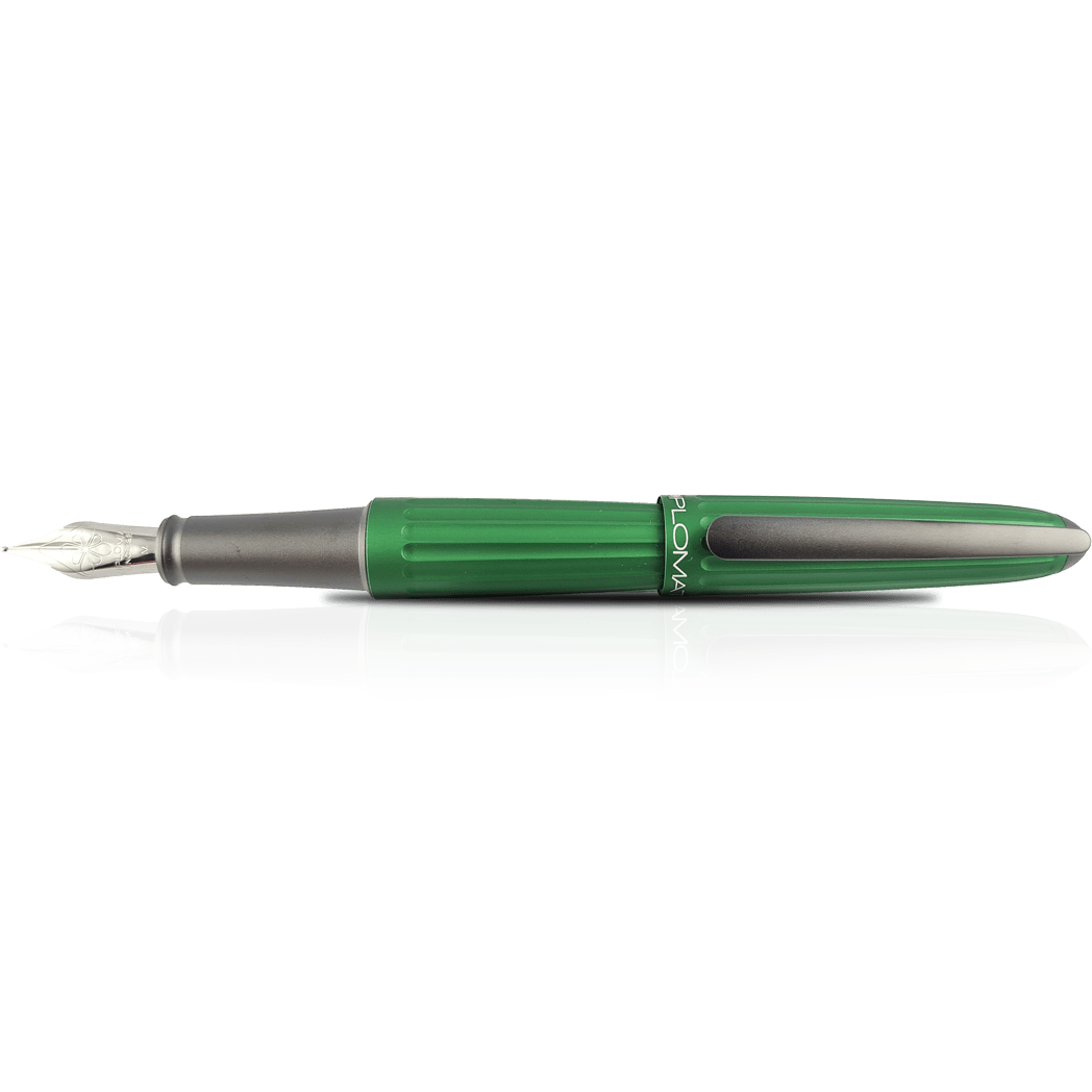 Diplomat Aero Fountain Pen - Green - 14K Nib-Pen Boutique Ltd
