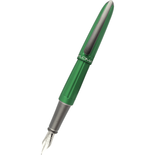 Diplomat Aero Fountain Pen - Green - 14K Nib-Pen Boutique Ltd