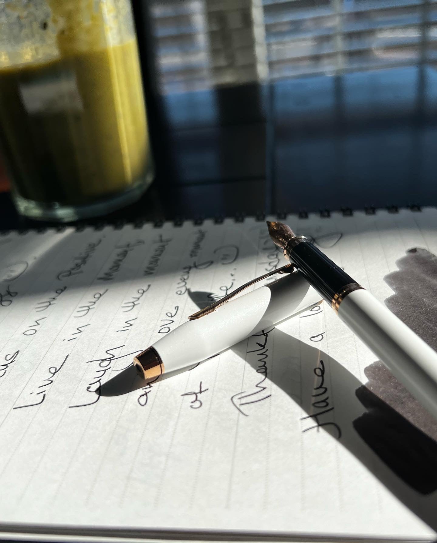 Cross Century II Fountain Pen - Pearlescent White - Rose Gold Trim-Pen Boutique Ltd