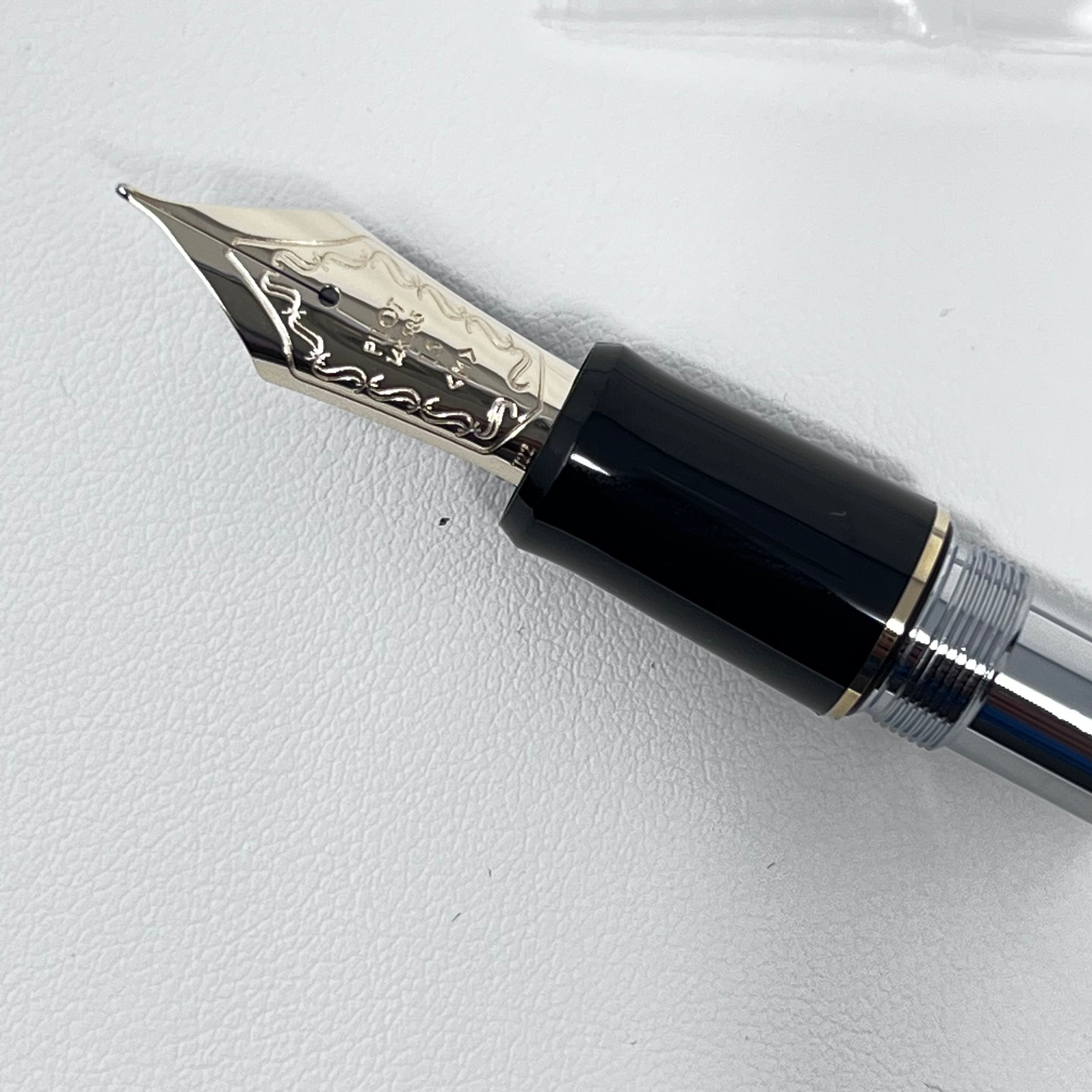 Pilot Custom 743 Fountain Pen - Black-Pen Boutique Ltd