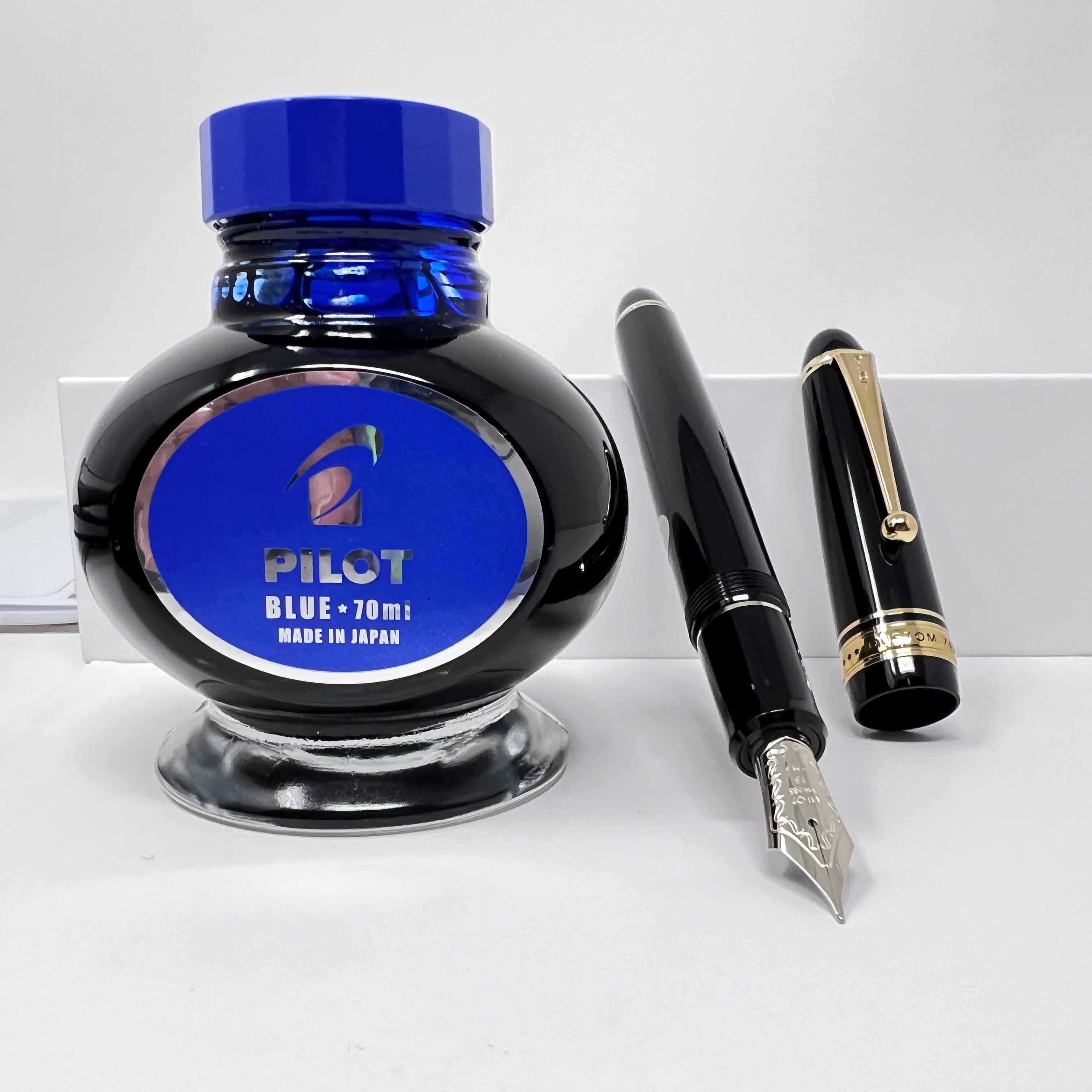 Pilot Custom 743 Fountain Pen - Black-Pen Boutique Ltd
