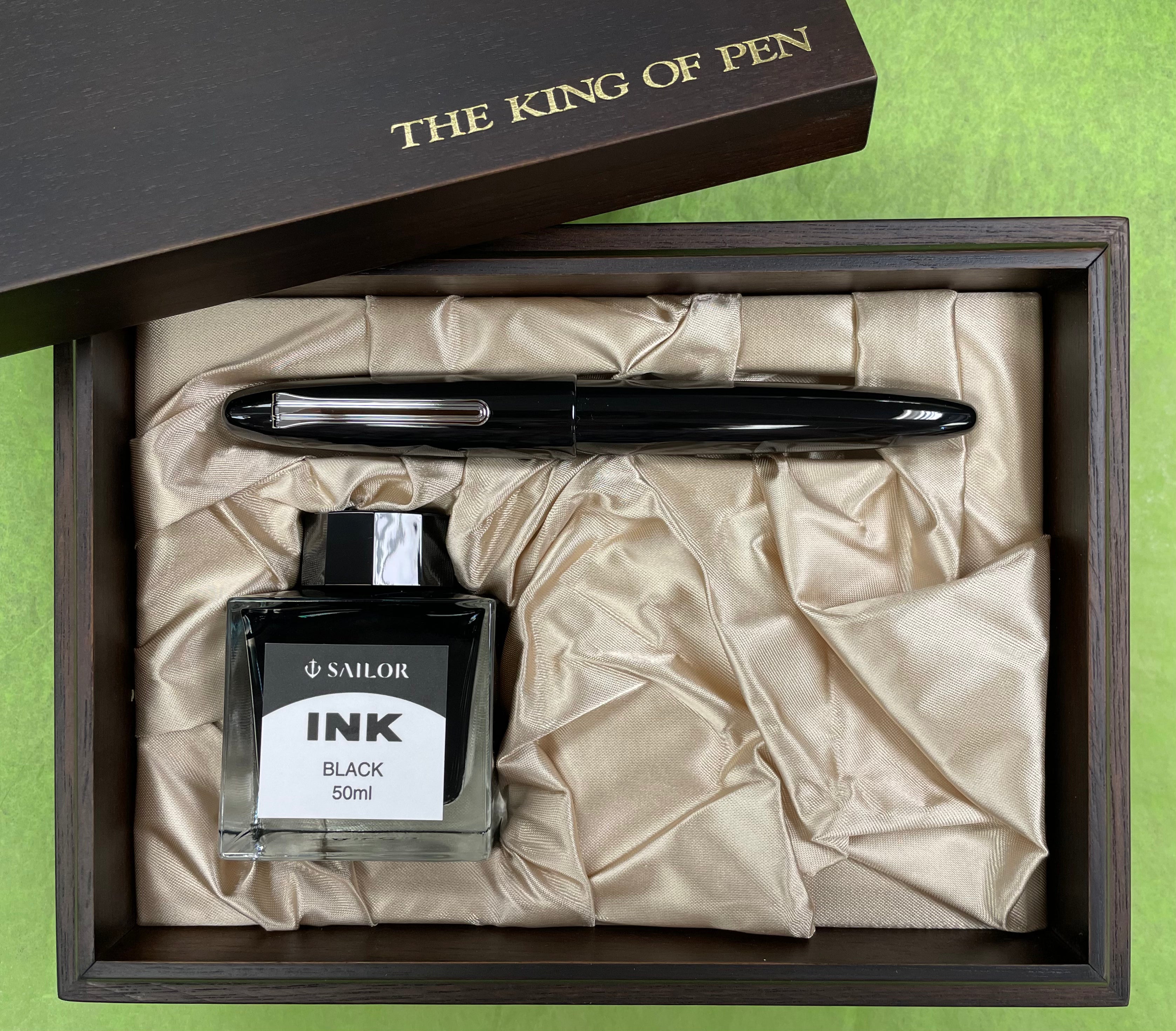Sailor 1911 Fountain Pen - King of Pens - Ebonite - Silver Trim (Bespoke Dealer Exclusive)-Pen Boutique Ltd