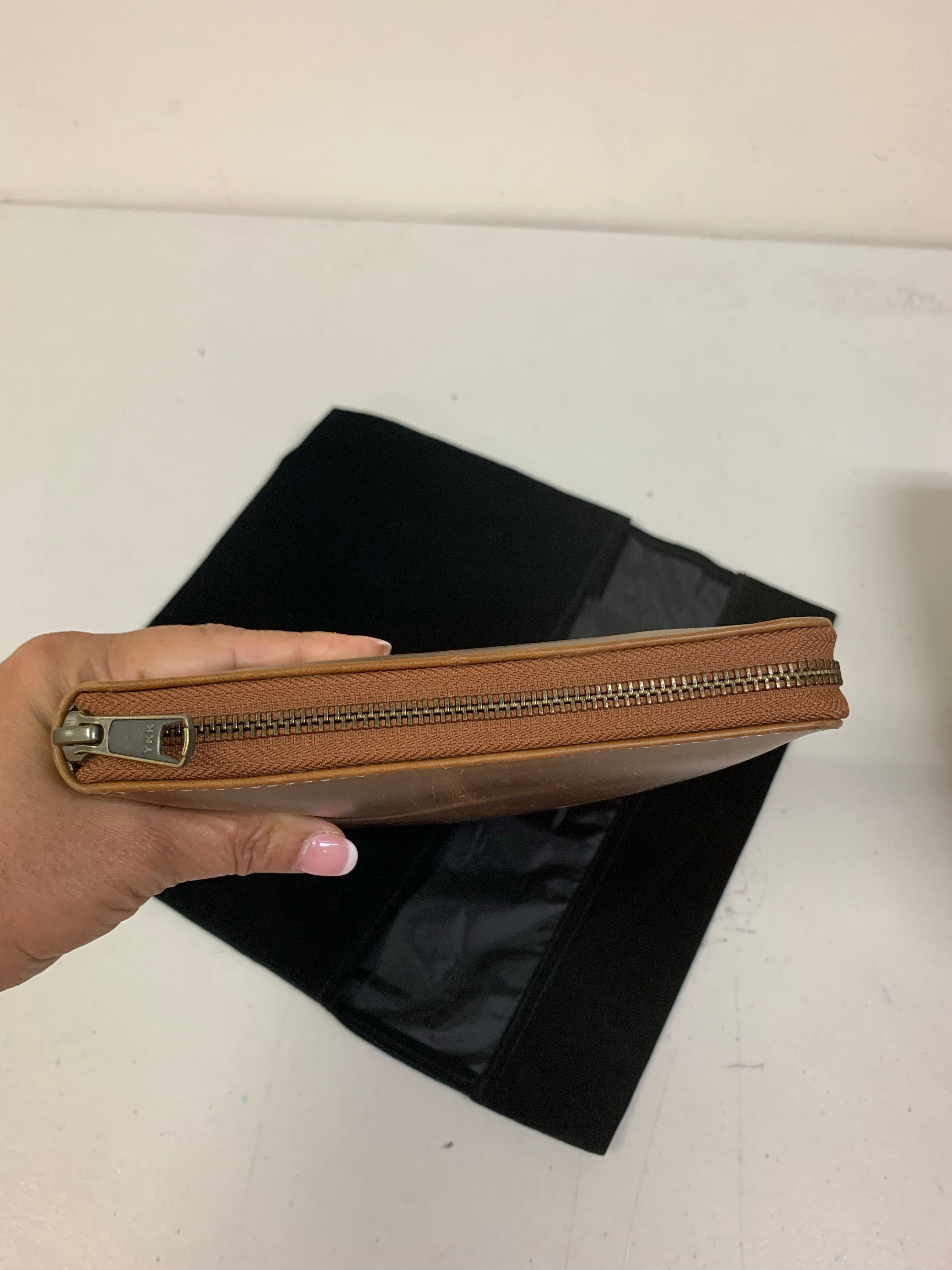 Pen Boutique Yak Leather A5 Zipped Folio - Crazy Horse-Tan-Pen Boutique Ltd