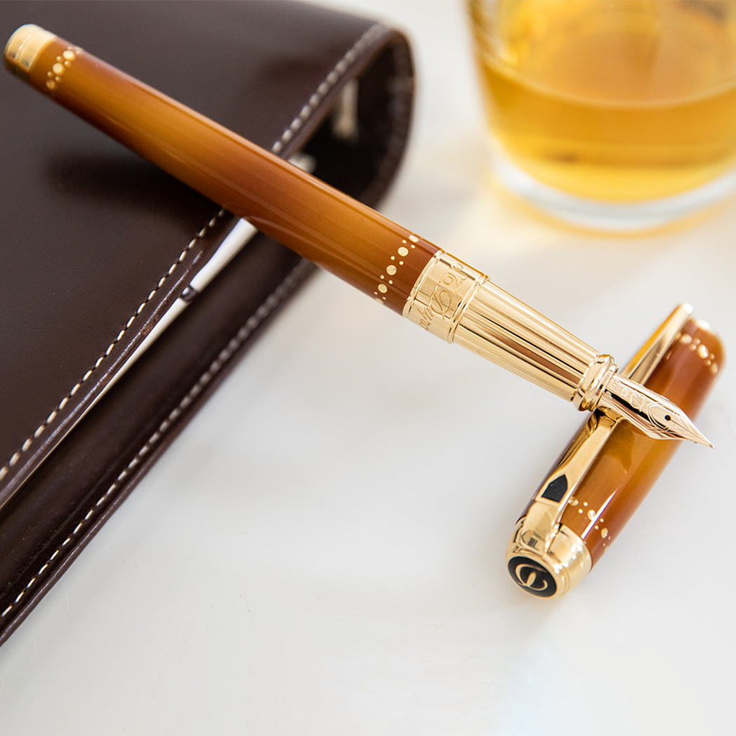 S T Dupont Line D Fountain Pen - Derby - Yellow Gold Trim-Pen Boutique Ltd